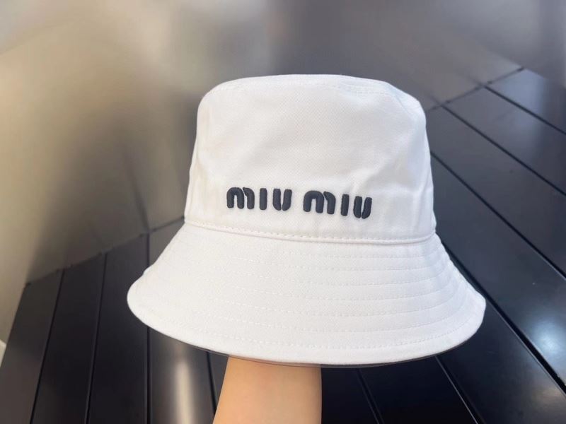 MIUMIU